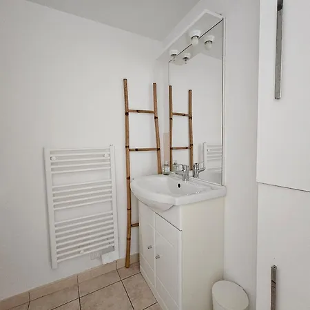 Maison Confort, Et Commerces A Pied, Animaux Admis Sur Demande * La Faute-sur-Mer